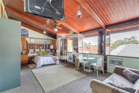 Casa à venda com 4 quartos, 236m² em Granja Julieta, São Paulo