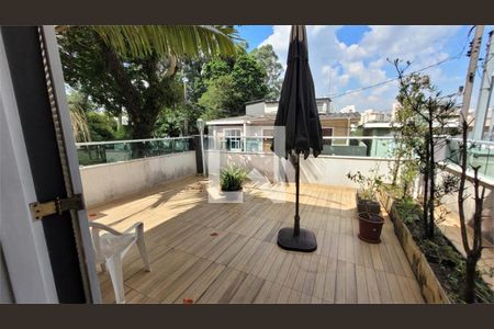 Casa de Condomínio à venda com 3 quartos, 122m² em Vila Campo Grande, São Paulo