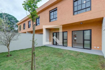 Casa à venda com 4 quartos, 291m² em Jardim Prudência, São Paulo