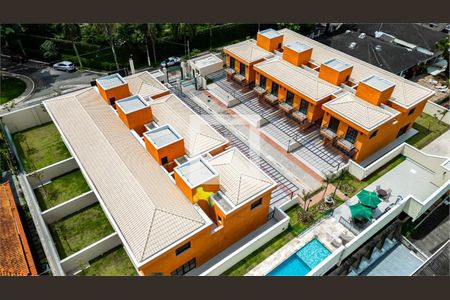 Casa à venda com 4 quartos, 291m² em Jardim Prudência, São Paulo
