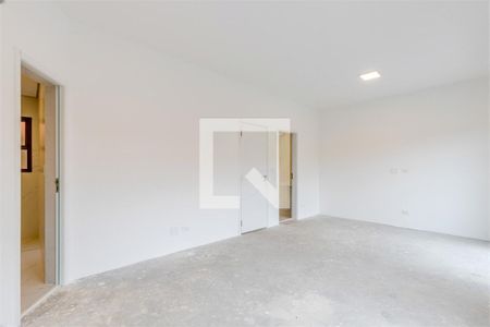 Casa à venda com 4 quartos, 291m² em Jardim Prudência, São Paulo