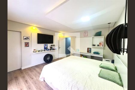 Casa à venda com 5 quartos, 250m² em Interlagos, São Paulo