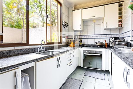 Casa à venda com 3 quartos, 399m² em Jardim Prudência, São Paulo