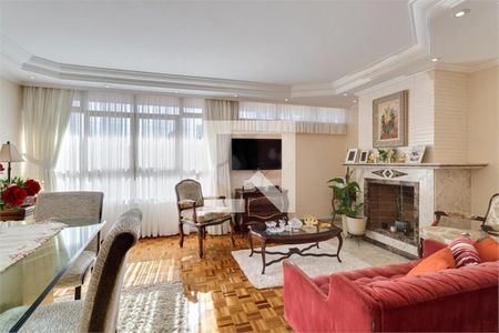 Casa à venda com 3 quartos, 162m² em Chácara Monte Alegre, São Paulo