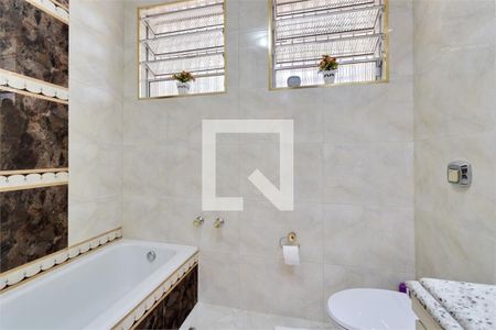 Casa à venda com 3 quartos, 162m² em Chácara Monte Alegre, São Paulo