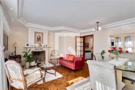 Casa à venda com 3 quartos, 162m² em Chácara Monte Alegre, São Paulo