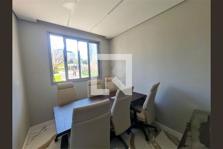 Apartamento à venda com 3 quartos, 155m² em Vila Sofia, São Paulo