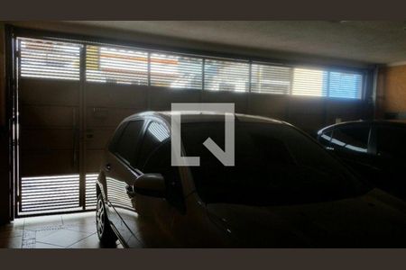 Casa à venda com 3 quartos, 250m² em Vila Antonieta, São Paulo