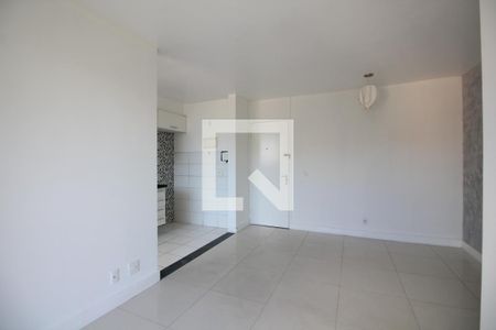 Sala de apartamento para alugar com 2 quartos, 47m² em Taquara, Rio de Janeiro