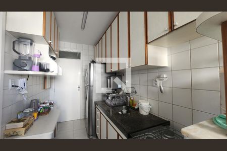 Cozinha de apartamento para alugar com 3 quartos, 91m² em Candeal, Salvador