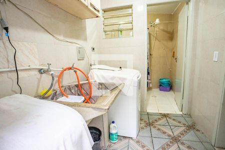 Área de serviço de casa à venda com 4 quartos, 222m² em Centro, Diadema