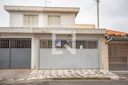 Fachada + placa de casa à venda com 4 quartos, 222m² em Centro, Diadema