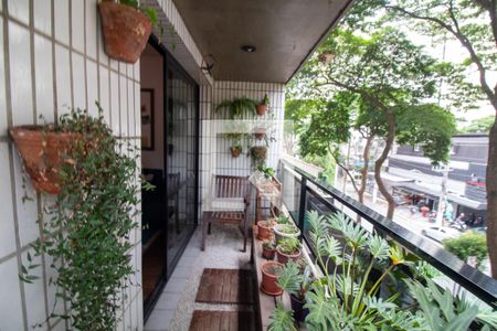 Sacada de apartamento à venda com 4 quartos, 131m² em Brooklin, São Paulo