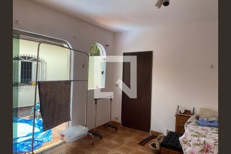 Casa à venda com 3 quartos, 176m² em Vila Pirajussara, São Paulo