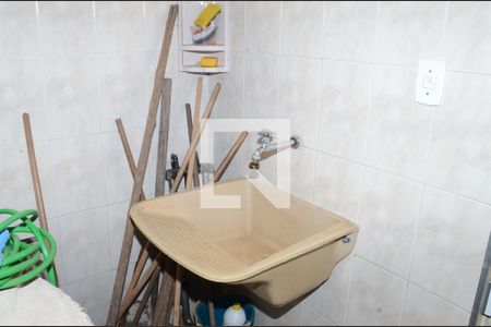 Área de Serviço de casa à venda com 3 quartos, 300m² em Carlos Prates, Belo Horizonte
