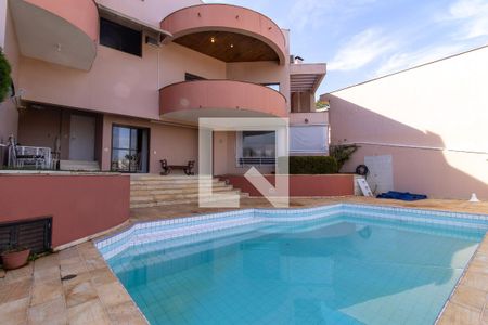 Área comum de casa para alugar com 5 quartos, 390m² em Jardim das Paineiras, Campinas