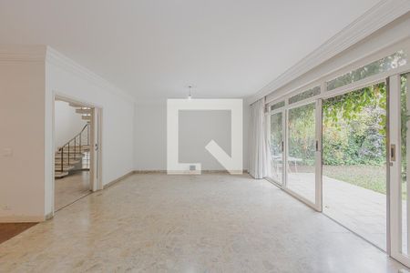 Sala de casa à venda com 3 quartos, 240m² em Perdizes, São Paulo