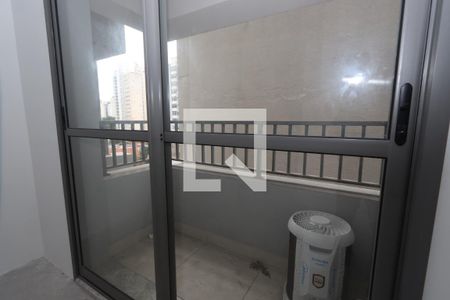 Varanda de kitnet/studio para alugar com 1 quarto, 25m² em Vila Mariana, São Paulo