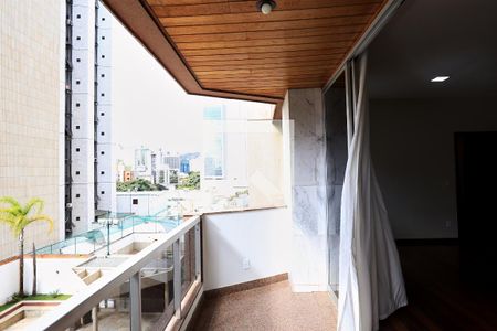 Varanda da Sala de apartamento para alugar com 4 quartos, 152m² em Santo Antônio, Belo Horizonte