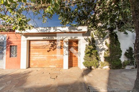 Fachada de casa à venda com 2 quartos, 400m² em Vila Silvia, São Paulo
