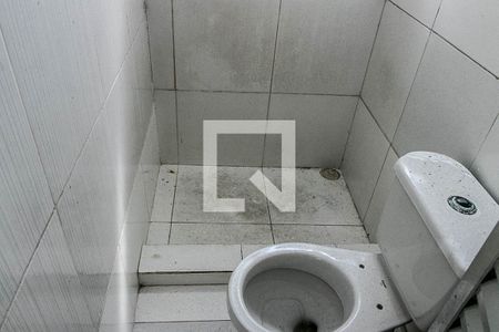 Banheiro de casa para alugar com 3 quartos, 65m² em Tancredo Neves, Salvador