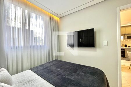 Quarto 1 de apartamento à venda com 2 quartos, 42m² em Vila Mira, São Paulo
