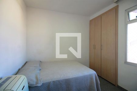 Quarto 2 de apartamento à venda com 2 quartos, 70m² em Sagrada Família, Belo Horizonte