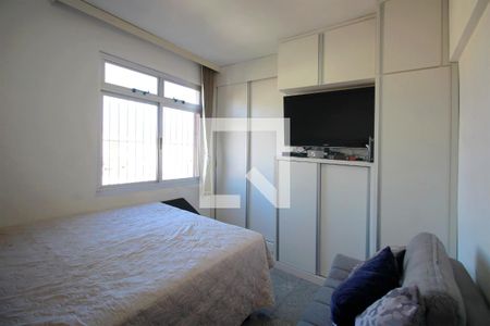 Quarto 1 de apartamento à venda com 2 quartos, 70m² em Sagrada Família, Belo Horizonte