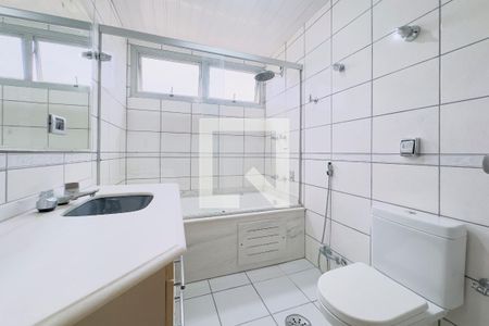 Banheiro da Suíte de apartamento para alugar com 3 quartos, 350m² em Jardim Pereira do Amparo, Jacareí