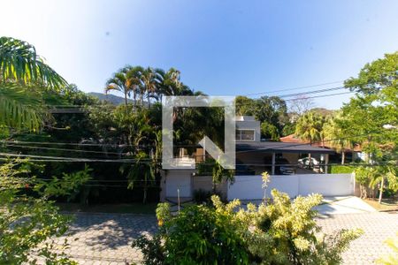 Vista da Suíte 2 de casa de condomínio à venda com 4 quartos, 1100m² em Piratininga, Niterói