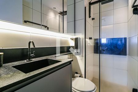 Banheiro de apartamento para alugar com 1 quarto, 32m² em Butantã, São Paulo