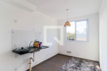 Sala/Cozinha de apartamento para alugar com 1 quarto, 24m² em Santo Amaro, São Paulo