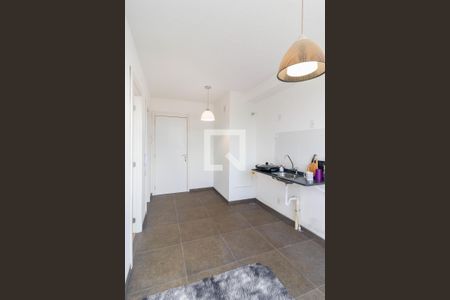 Sala/Cozinha de apartamento para alugar com 1 quarto, 24m² em Santo Amaro, São Paulo