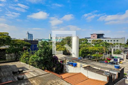 Vista Sala/Cozinha de apartamento para alugar com 1 quarto, 24m² em Santo Amaro, São Paulo