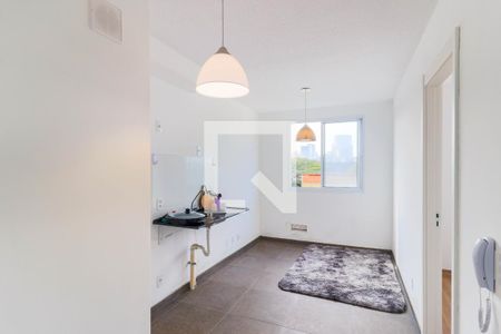 Sala/Cozinha de apartamento para alugar com 1 quarto, 24m² em Santo Amaro, São Paulo
