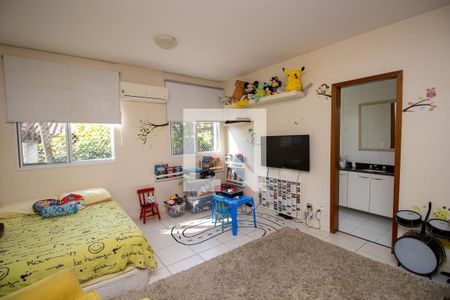 Quarto 1 de casa de condomínio à venda com 4 quartos, 836m² em Vargem Grande, Rio de Janeiro