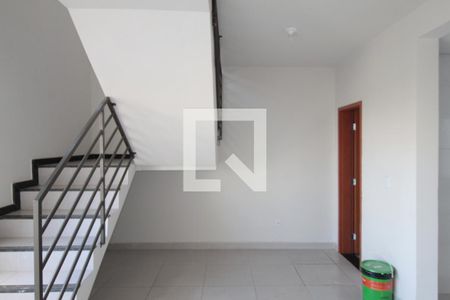 Sala de casa à venda com 3 quartos, 120m² em São João Batista, Belo Horizonte