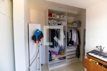 Closet do Quarto 1 de casa à venda com 3 quartos, 284m² em Engenho do Mato, Niterói