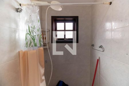 Banheiro de serviço de casa à venda com 3 quartos, 284m² em Engenho do Mato, Niterói