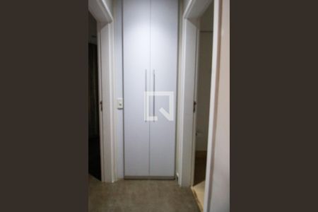 Corredor de apartamento à venda com 1 quarto, 111m² em Jardim Leonor, São Paulo
