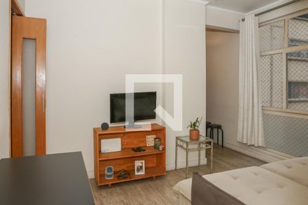 Sala de apartamento à venda com 2 quartos, 56m² em Cerqueira César, São Paulo