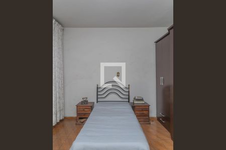 Casa à venda com 2 quartos, 300m² em Salgado Filho, Belo Horizonte