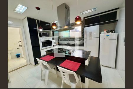 Cozinha de casa de condomínio à venda com 5 quartos, 400m² em Barra da Tijuca, Rio de Janeiro