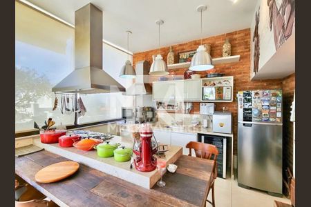 Cozinha de casa de condomínio à venda com 3 quartos, 224m² em Barra da Tijuca, Rio de Janeiro