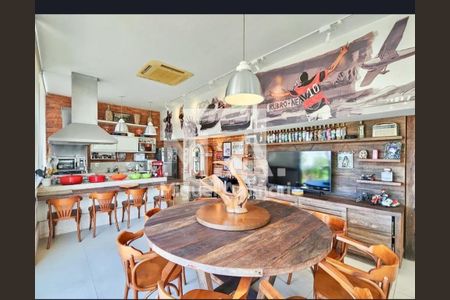 Cozinha de casa de condomínio à venda com 3 quartos, 224m² em Barra da Tijuca, Rio de Janeiro
