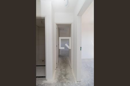 Corredor - Quartos de apartamento à venda com 2 quartos, 57m² em Vila Mazzei, São Paulo