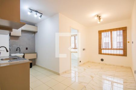 Sala de apartamento para alugar com 2 quartos, 35m² em Presidente Altino, Osasco