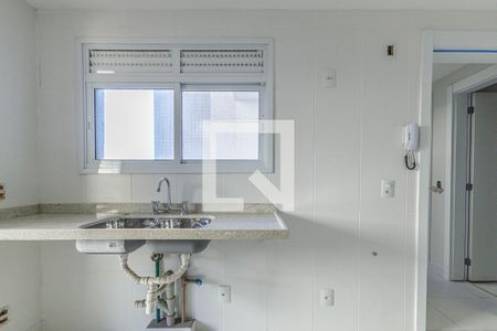 Cozinha de apartamento à venda com 3 quartos, 127m² em Jardim do Salso, Porto Alegre