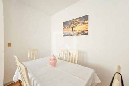 Sala de apartamento para alugar com 2 quartos, 90m² em Barra Funda, Guarujá