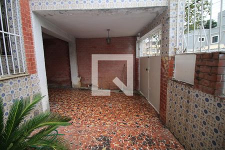Garagem de casa à venda com 3 quartos, 225m² em Irajá, Rio de Janeiro